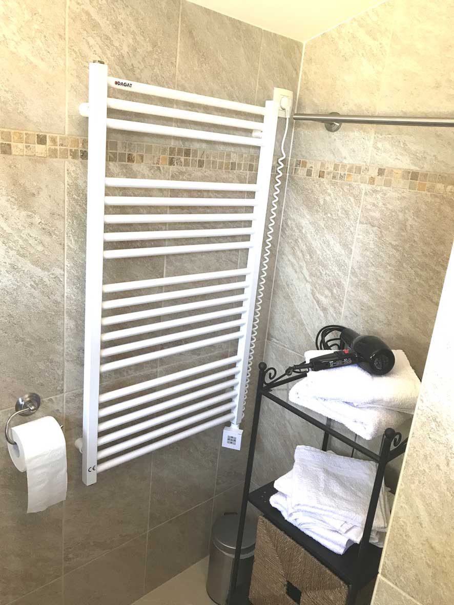 Salle de bain, Badezimmer, bath room Salle de bain, Badezimmer, bath room